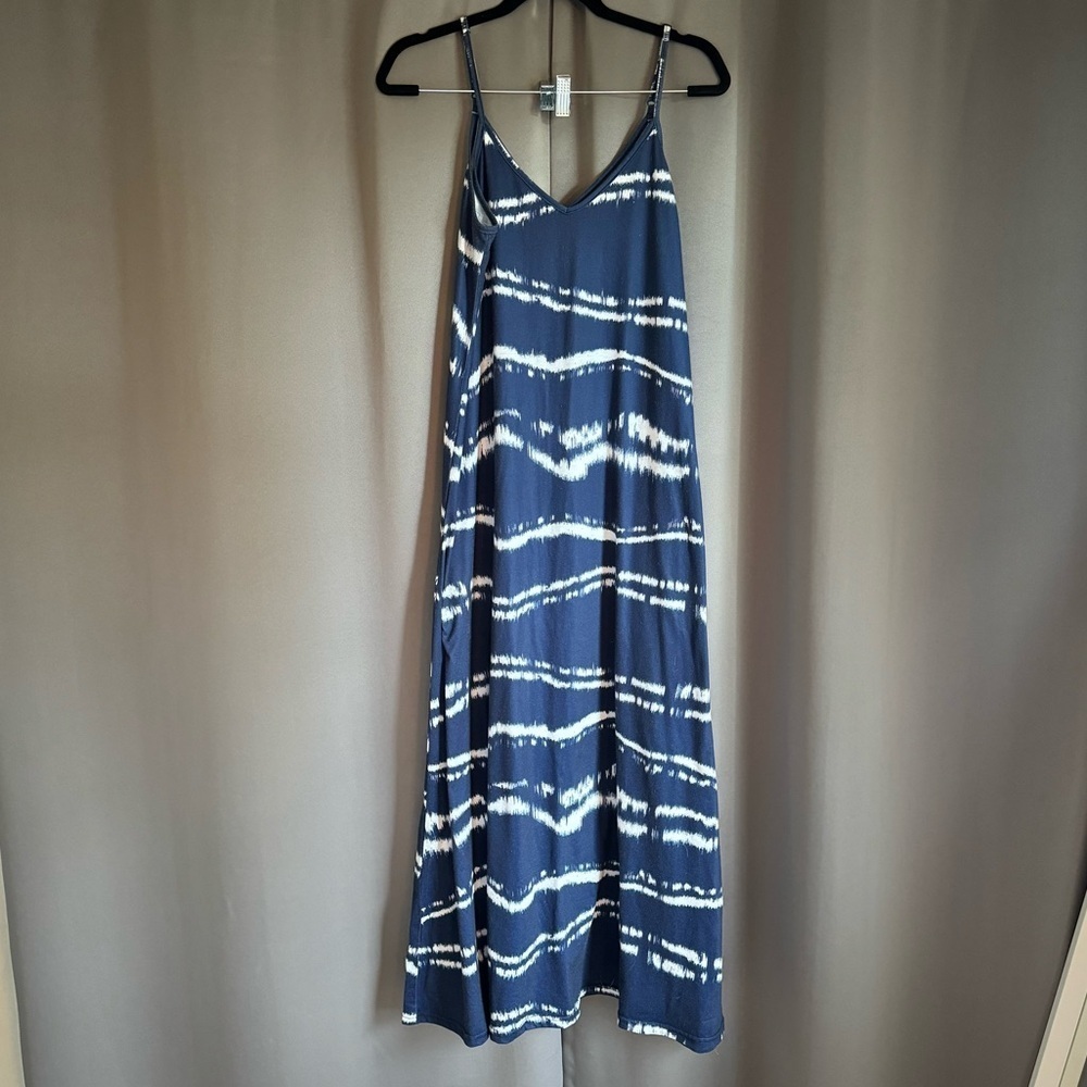 💋White Stripped Maxi Dress